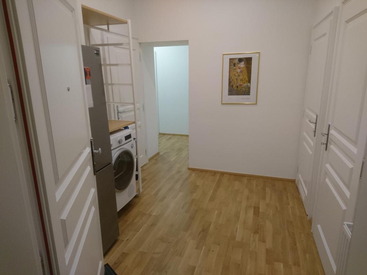 Sweet Dreams Apartment Виена Екстериор снимка